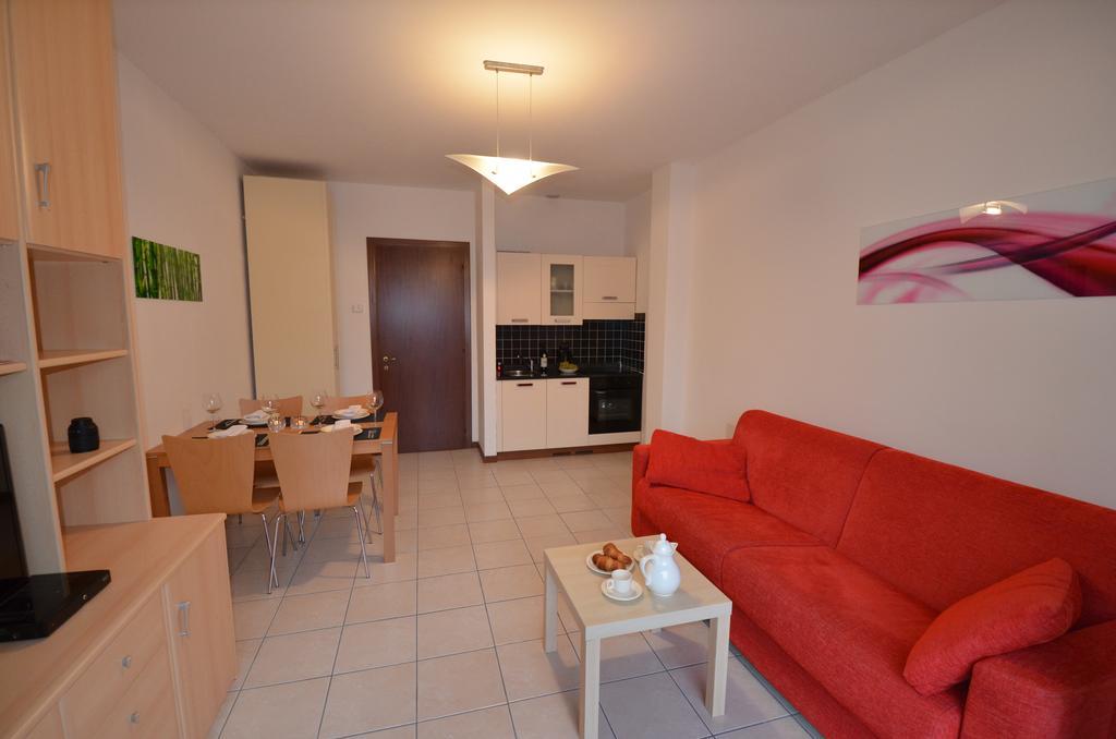 Lake Como View Apartement Allegro Acquaseria Quarto foto